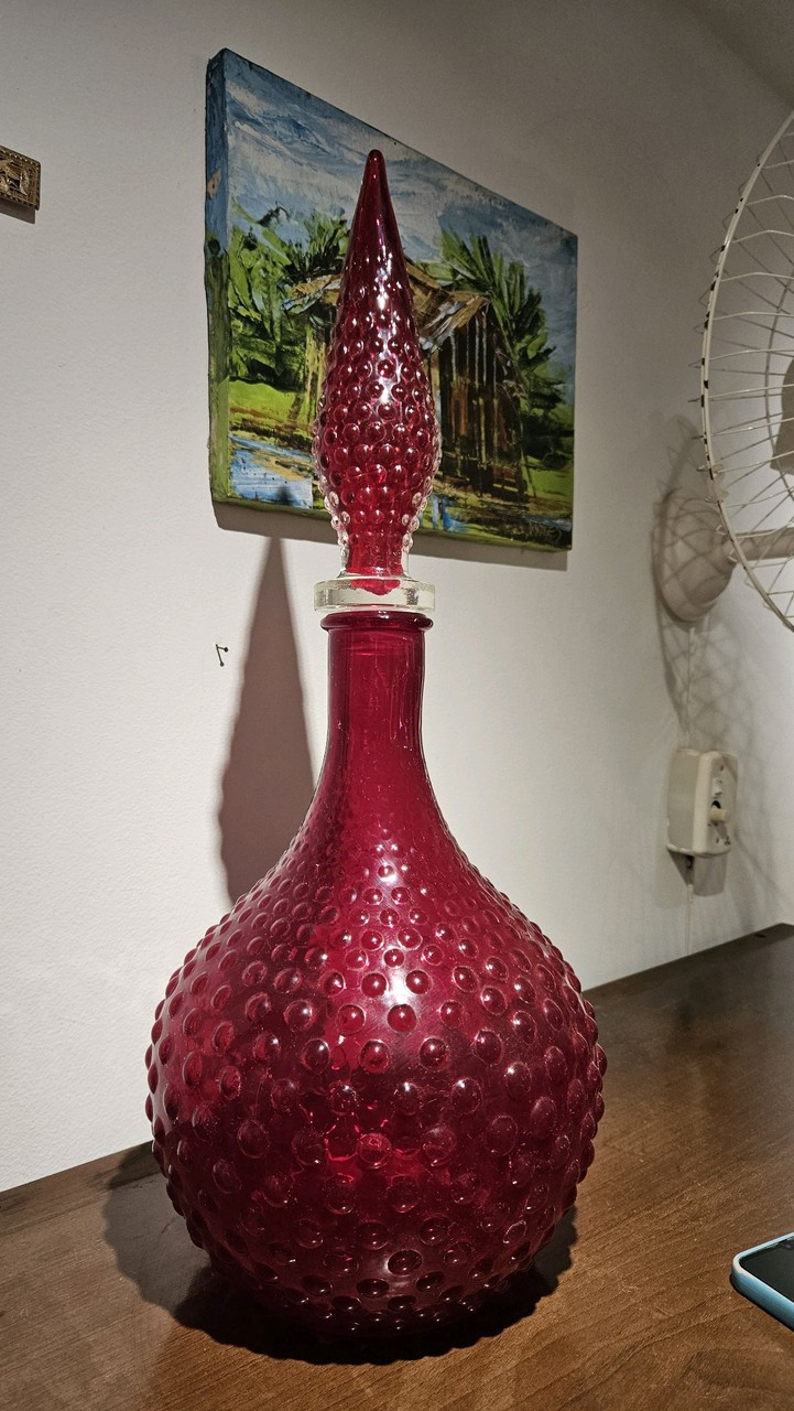 Garrafa Decanter em Vidro Hobnail Rubi · Meados Século XX (1950–1970) · Estado: Bom