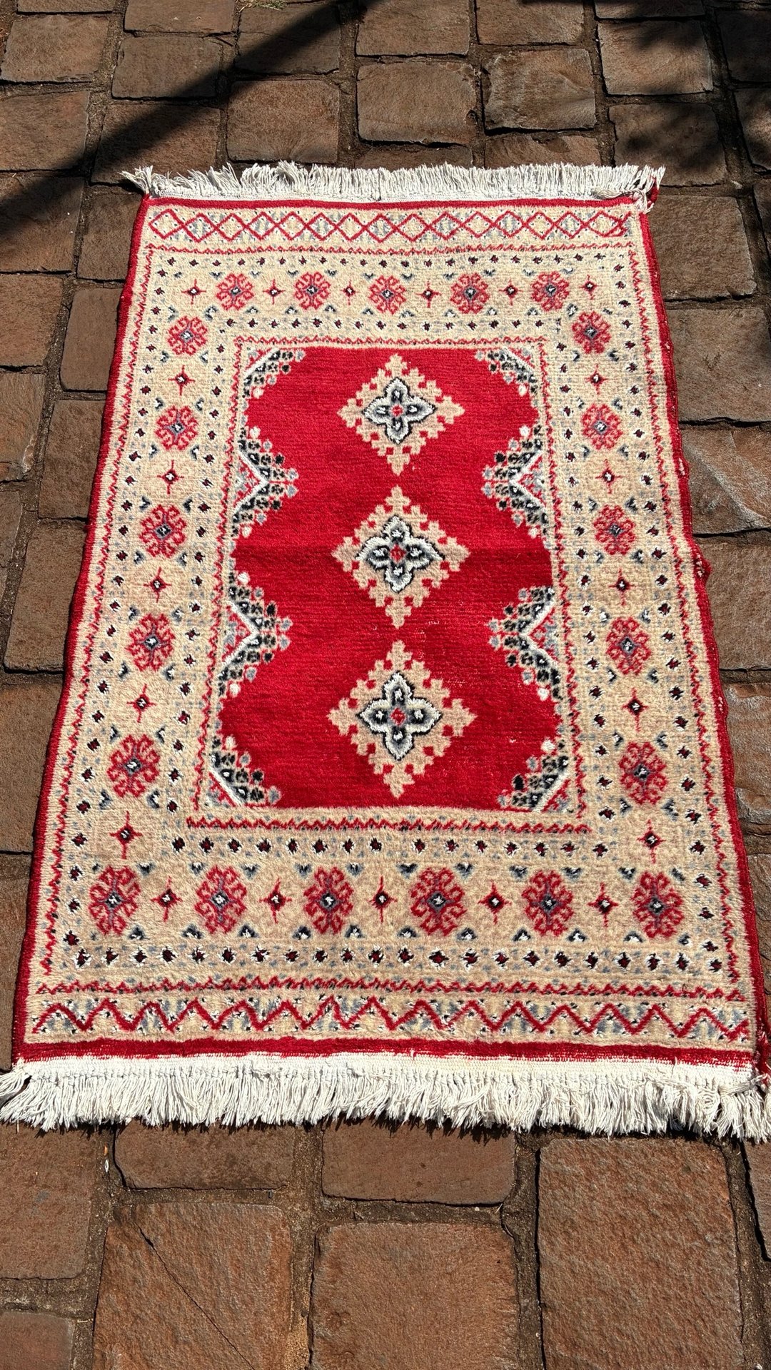 Tapete Paquistanês Bukhara · Segunda metade do Século XX (1960–1990) · Estado: Bom