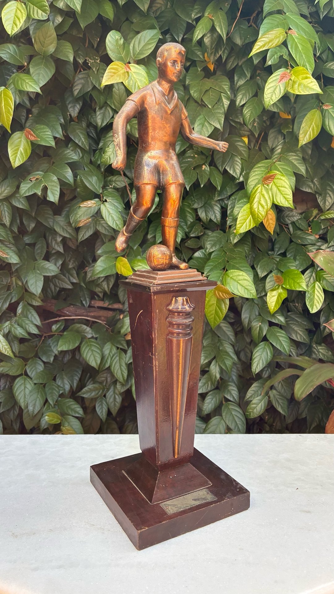 Troféu de Futebol Antigo · Meados do Século XX (1940-1960) · Estado: Regular