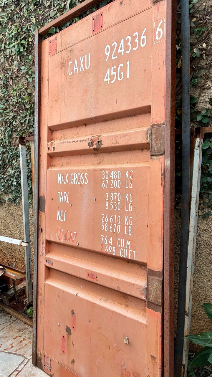 Porta de Container Marítimo · Final do Século XX – Década de 1990 · Estado: Regular
