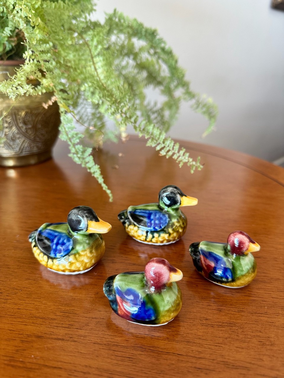 Conjunto de Estatuetas de Patos em Porcelana · Século XX (1950-1980) · Estado: Bom